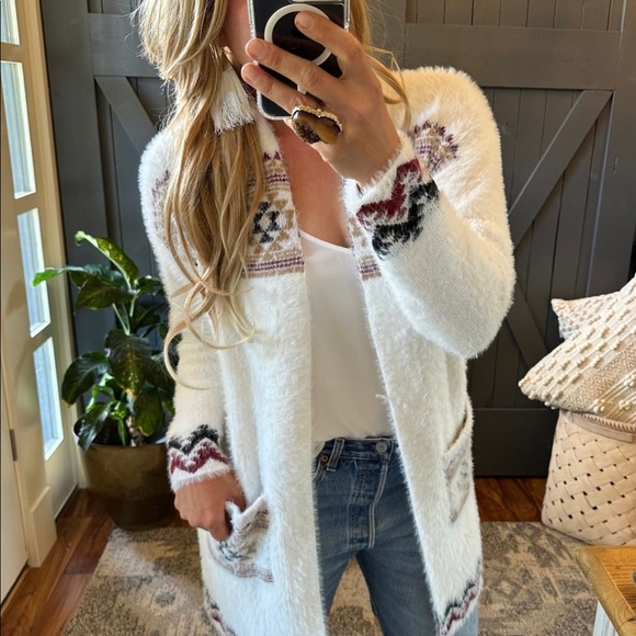 New Cozy Native Print Long Cardigan Sweater Top Boho Blanket Teddy Cowichan - Picture 1 of 10